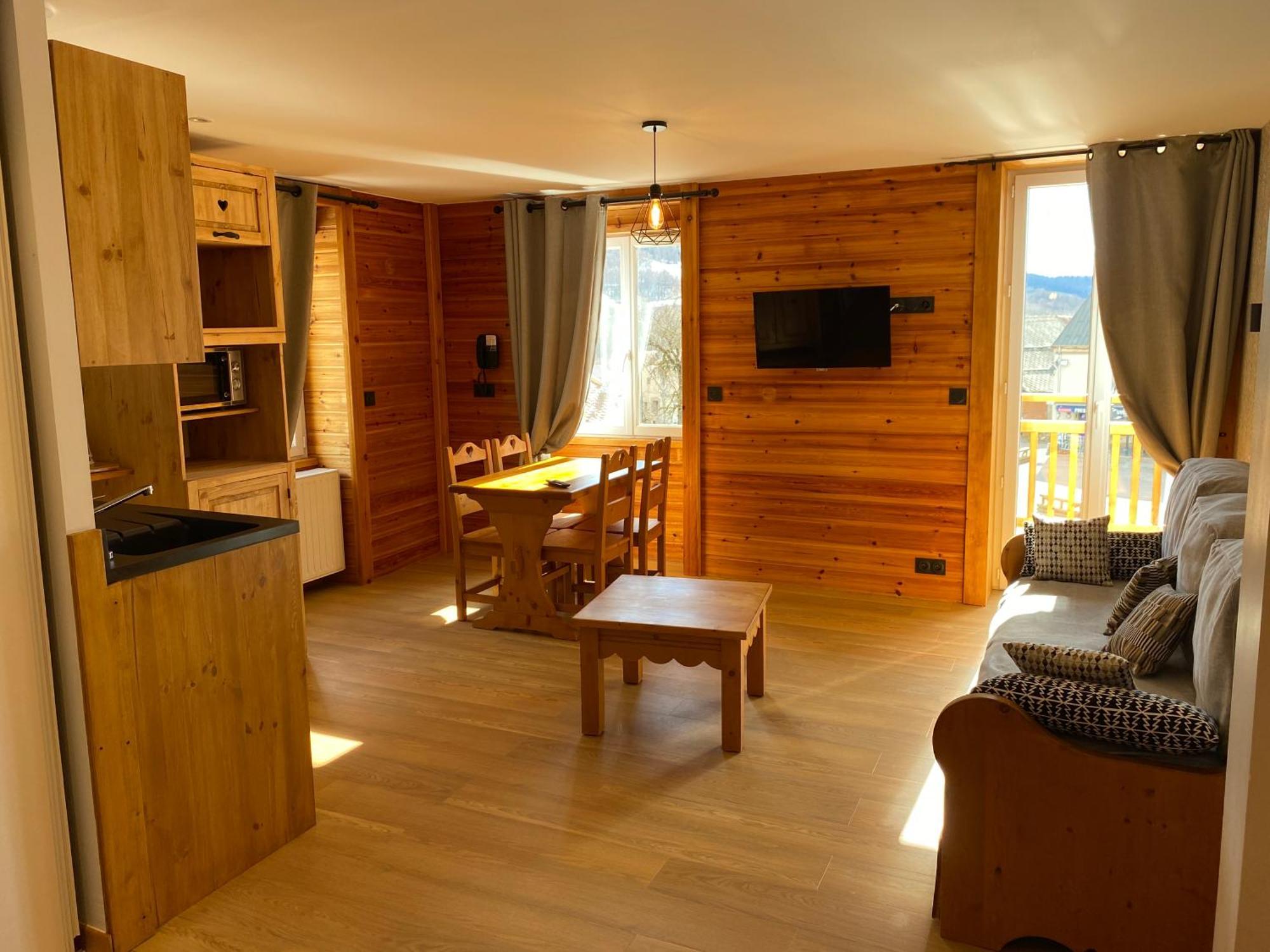 Hotel Restaurant&spa Les Autanes 4*